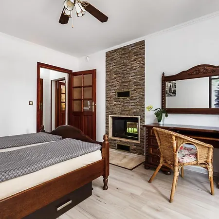 Lux - Sauna, Wanna Z Hydromasazem, Kominek - Tuz Przy Jeziorze Apartment *