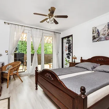 Lux - Sauna, Wanna Z Hydromasazem, Kominek - Tuz Przy Jeziorze *