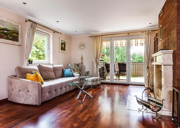 Lux - Sauna, Wanna Z Hydromasazem, Kominek - Tuz Przy Jeziorze Lägenhet