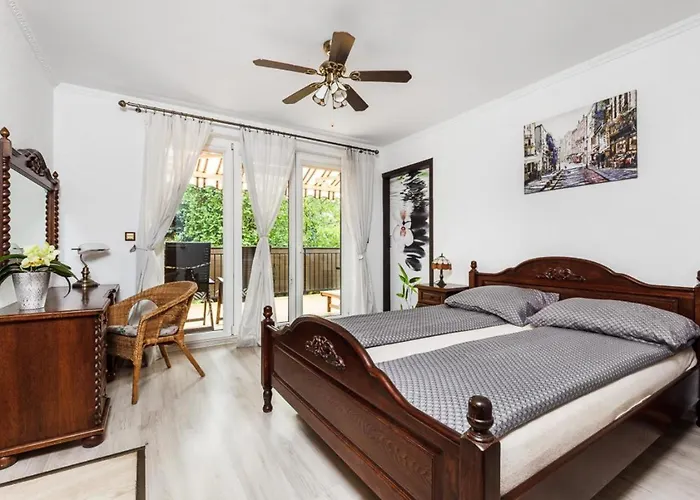 Lux - Sauna, Wanna Z Hydromasazem, Kominek - Tuz Przy Jeziorze *